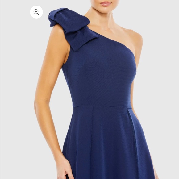 Mac Duggal - NWT - size 12 - Navy Blue One Shoulder Gown - Picture 2 of 9